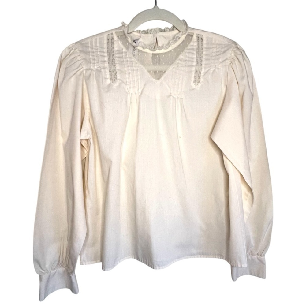 Vintage Ship'n Shore Blouse with Pin-tuck and Lace Detail